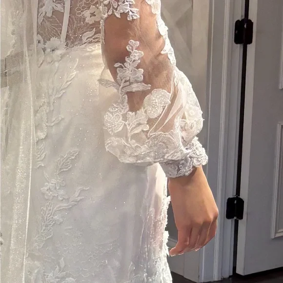 Maggie Sottero Lace Strapless Wedding Dress with Detachable Sleeves - Picture 6 of 6